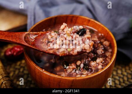 Seme di porridge di fagiolo rosso coix Foto Stock