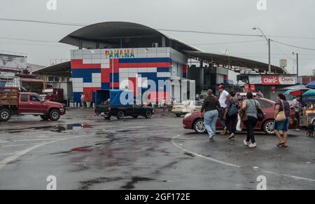 Punto d'ingresso occupato a Panama da Paso Canoas, Costa Rica. Foto Stock