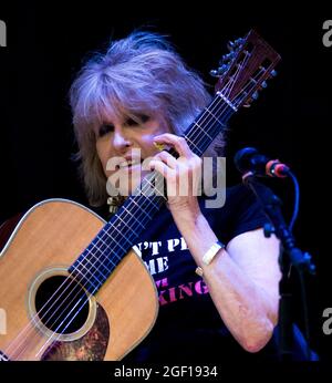 Chrissie Hynde si esibisce al Queens Hall di Edimburgo, durante la prima di una corsa di quattro notti all'Edinburgh Festival Fringe. Data foto: Domenica 22 agosto 2021. Foto Stock