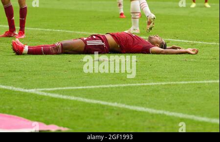 Monaco di Baviera, Germania. . 22 agosto 2021. Serge GNABRY, FCB 7 nella partita FC BAYERN MUENCHEN - 1.FC KOELN 3-2 1.Lega di calcio tedesca il 22 agosto 2021 a Monaco di Baviera, Germania Stagione 2021/2022, giorno 2, 1.Bundesliga, FCB, München, 2.Spieltag, Köln. © Peter Schatz / Alamy Live News - LE NORMATIVE DFL VIETANO L'USO DELLE FOTOGRAFIE come SEQUENZE DI IMMAGINI e/o QUASI-VIDEO - Credit: Peter Schatz/Alamy Live News Foto Stock