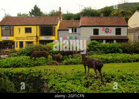 2021 agosto - Gola di Cheddar e negozi Foto Stock