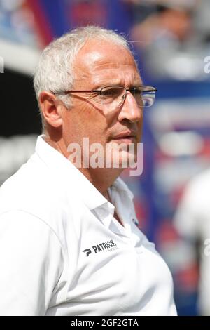 Pascal GASTIEN allenatore di Clermont durante il campionato francese Ligue 1 partita di calcio tra Olympique Lyonnais e Clermont piede 63 il 22 agosto 2021 allo stadio Groupama a Decines-Charpieu vicino Lione, Francia - Foto Romain Biard / Isports / DPPI Foto Stock