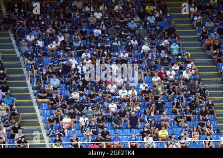 Milano, Italia. 21 agosto 2021. Tifosi del FC Internazionale durante la Serie A match tra il FC Internazionale e il CFC di Genova allo Stadio Giuseppe Meazza . Foto Stock