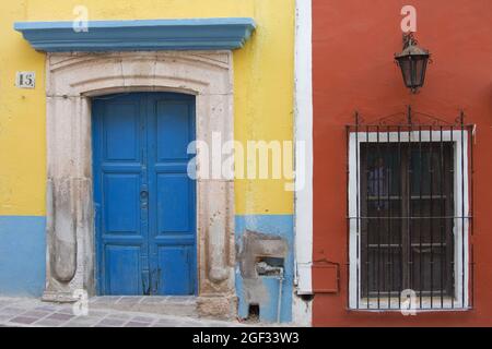 Guanajuato, Messico: Città storica di Guanajuato, Porte e finestre, Provincia di Guanajuato, Messico Foto Stock