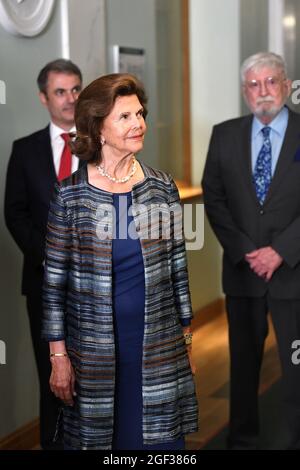 La regina Silvia alla presentazione del medaglione ritratto del Re nel palazzo Riksdag di Stoccolma, Svezia, il 23 agosto 2021. Foto: Fredrik Sandberg / TT code 10080 Foto Stock