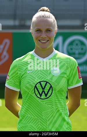 Wolfsburg, Germania. 23 Agosto 2021. Football, Donne: Bundesliga, VfL Wolfsburg, presentazione di squadra all'AOK Stadium. Pia-Sophie Wolter. Credit: Swen Pförtner/dpa/Alamy Live News Foto Stock