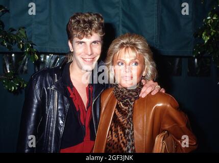 Slim Jim Phantom e Britt Ekland Circa 1980's Credit: Ralph Dominguez ...