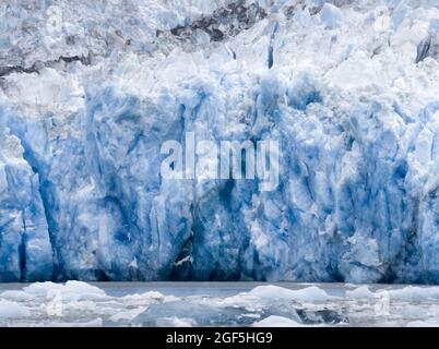 Primo piano del ghiacciaio Dawes, Endicott Arm, Alaska, Stati Uniti Foto Stock