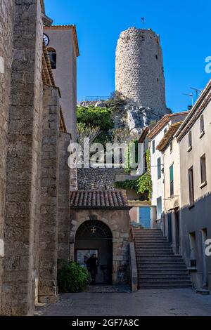 Strade di Gruissan, Parc Naturel Regional de Narbonnaise en Mediterranee, Dipartimento Aude, Francia. Foto Stock