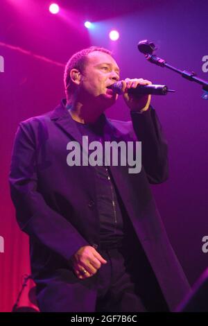 UB40 Concerto, Wembley Arena Londra, 9 novembre 2001- Lead Singer Ali Campbell Foto Stock