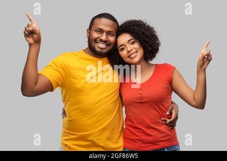 Felice americano africano giovane Foto Stock