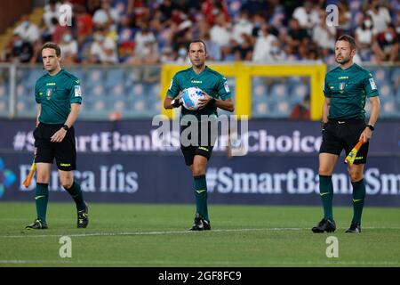 Stadio Luigi Ferraris, Genova, 23 agosto 2021, L'arbitro Guida e i suoi assistenti durante UC Sampdoria vs AC Milan - Italian football seri Foto Stock