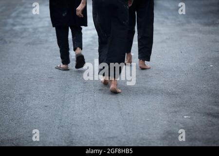 Foto dalla zona meridionale di Damasco Siria 'al- Saida Zainab' dove lo Shiaa celebra con Ashoraa il ricordo della morte di Imam Hussien ago 2021 Foto Stock