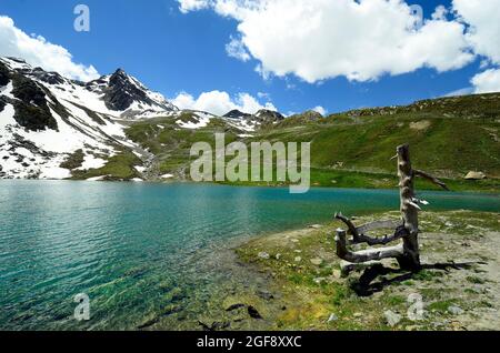 Austria, Tirolo, lago chiamato Weiss-See a Kaunertal, Alpi austriache Foto Stock