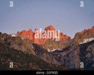 Mt. Whitney all'alba Foto Stock