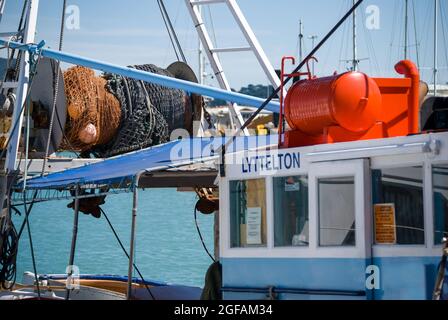 Commerciale barche da pesca, Lyttelton Harbour, Lyttelton, Penisola di Banks, Canterbury, Nuova Zelanda Foto Stock