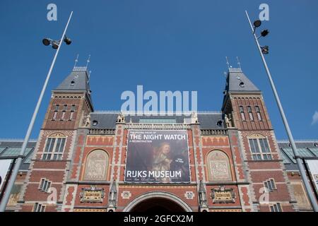 Billboard The Night Guarda una ricostruzione ad Amsterdam Paesi Bassi 22-8-2021 Foto Stock