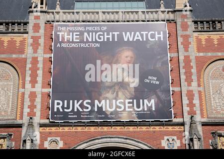 Billboard The Night Guarda una ricostruzione ad Amsterdam Paesi Bassi 22-8-2021 Foto Stock