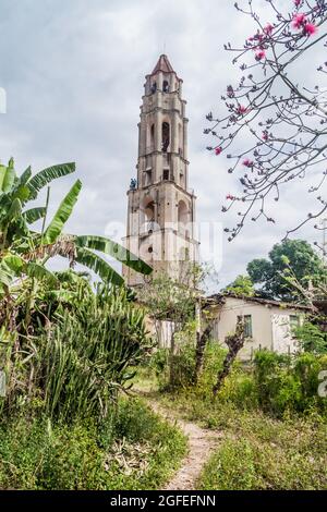 Torre di Manaca Iznaga nella Valle de los Ingenios vicino a Trinidad, Cuba. La torre fu usata per osservare gli schiavi che lavoravano alla piantagione di canna da zucchero. Foto Stock