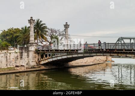 MATANZAS, CUBA - 16 FEB 2016: Vista del ponte Puente de la Concordia a Matanzas, Cuba Foto Stock