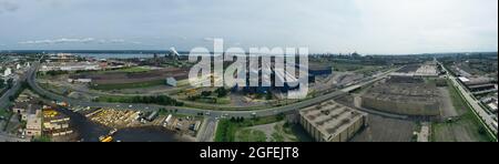 Un panorama aereo degli edifici industriali a Hamilton, Ontario, Canada, editoriale Foto Stock