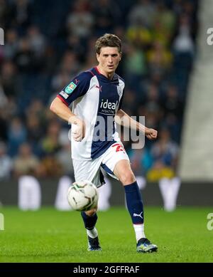 West Bromwich, Regno Unito. 25 ago 2021. Adam Reach di WBA durante la partita della Carabao Cup tra West Bromwich Albion e Arsenal agli Hawthorns, West Bromwich, Inghilterra, il 25 agosto 2021. Foto di David Horn. Credit: Prime Media Images/Alamy Live News Foto Stock