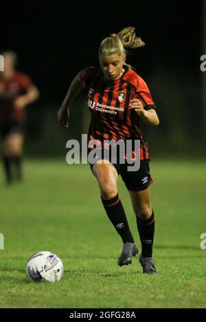 Verwood, Regno Unito. 25 agosto 2021. Durante la partita della Womens National League tra AFC Bournemouth e Southampton Women FC al Potterne Park di Verwood, Inghilterra Credit: SPP Sport Press Photo. /Alamy Live News Foto Stock
