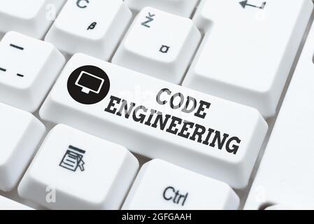 Firma che visualizza il codice Engineering. Internet Concept applicazione di ingegneria allo sviluppo di software Internet Browsing e Online Research Foto Stock
