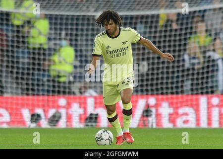 West Bromwich, Regno Unito. 25 ago 2021. Mohamed Elneny #25 di Arsenal con la palla a West Bromwich, Regno Unito il 25/2021. (Foto di Simon Whitehead/News Images/Sipa USA) Credit: Sipa USA/Alamy Live News Foto Stock