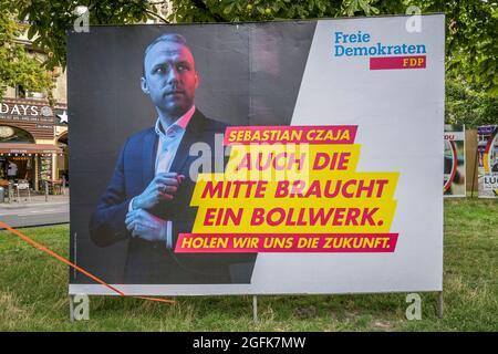 FDP, Sebastian Czaja, Wahlplakat, Wahlen zum Berliner Abgeordnetenhaus, Berlino, Germania Foto Stock