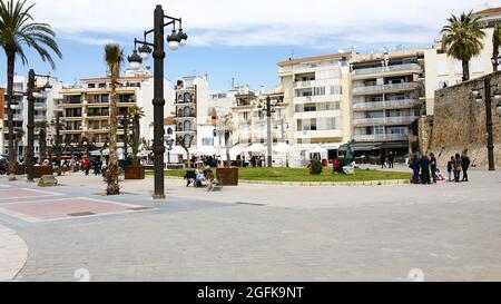 Paseo Maritimo de Sitges Barcellona, Catalunya, Spagna, Europa Foto Stock