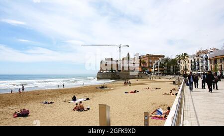 Paseo Maritimo de Sitges Barcellona, Catalunya, Spagna, Europa Foto Stock