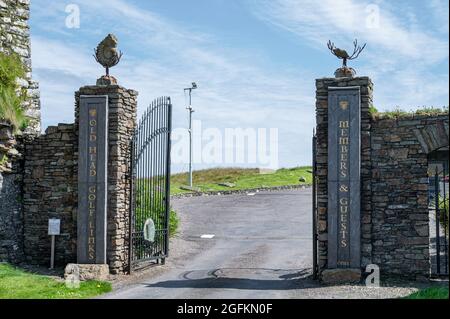 Old Head, Irlanda - 13 luglio 2021: L'ingresso a Old Head Golf Links nella contea di Cork Irlanda Foto Stock