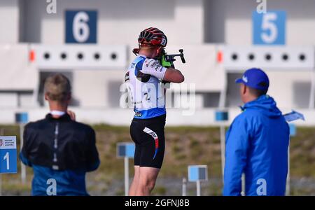 Vitezslav Hornig (ceco) in azione durante i Campionati del mondo di Biathlon estivi IBU Junior Men's Super Sprint, il 26 agosto 2021, a nove Mesto na Morave, Repubblica Ceca. (Foto CTK/Lubos Pavlicek) Foto Stock