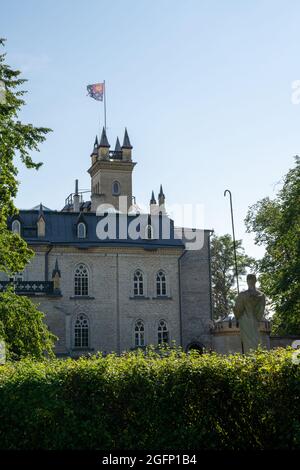 Laitse, Estonia - 12 Agosto, 2021: Vista del castello di Laitse casa padronale nel nord Estonia Foto Stock