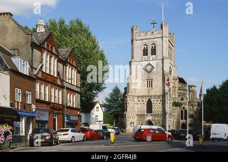 Waltham Abbey Church Tower da Highbridge Street, Waltham Abbey, Essex, South East England Foto Stock