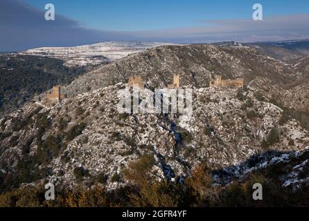 Francia. Aude (11) Lastours castello cataro sotto la neve Foto Stock