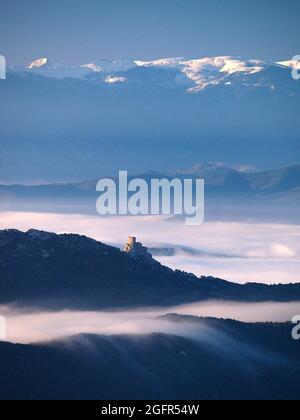 FRANCIA. AUDE (11) QUERIBUS CATHAR CASTELLO SOTTO LA NEVE Foto Stock