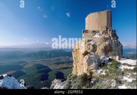 Francia. Aude (11) il castello cataro di Quéribus sotto la neve Foto Stock