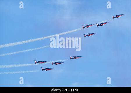 Helsinki, Finlandia - 6 agosto 2021: Il team di esposizione francese Patrouille De France a Kaivopuisto Air Show Foto Stock