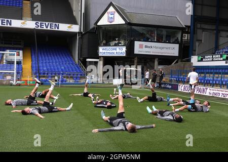 Ipswich i giocatori di città si riscaldano - Ipswich Town Portman Road Training Pre Season, Portman Road, Ipswich, Regno Unito - 23 luglio 2021 Foto Stock