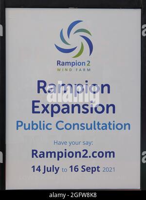 Bognor Regis, Regno Unito. 27 agosto 2021. Avviso di consultazione pubblica di Rampion Expansion o Rampion 2 Wind Farm, visto nel centro di Bognor Regis. Credit: Joe Kuis / Alamy reportage Foto Stock