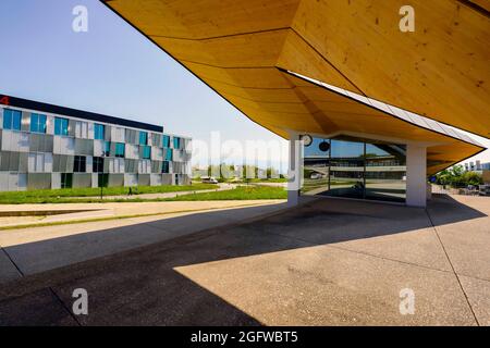 EPFL Pavilions è un amplificatore per l'arte, la scienza e la società, un luogo d'incontro per tutte le discipline. Campus della EPFL Ecole Polytechnique Fédérale de Lausa Foto Stock