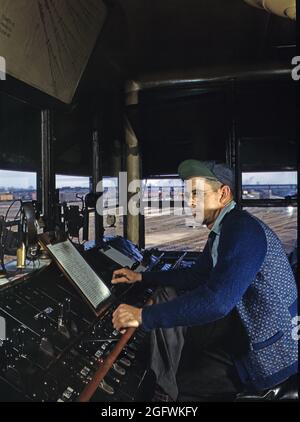 US, le ferrovie americane nel colore 1939 cantiere proviso Chicago, torero nella torre di commutazione Foto Stock