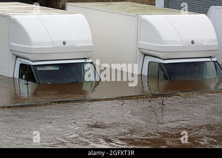 Immagini di alluvione dal fiume Calder Foto Stock