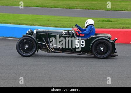 Jonathan Fenning, Frazer Nash Emeryson, VSCC Young Members handicap Race, Bob Gerard Memorial Trophy Races Meeting, VSCC Formula Vintage, Mallory Park Foto Stock