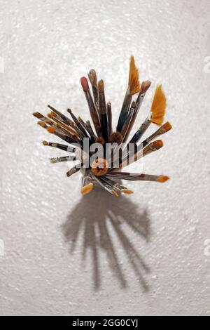 Filati in un laboratorio di maglieria Foto Stock
