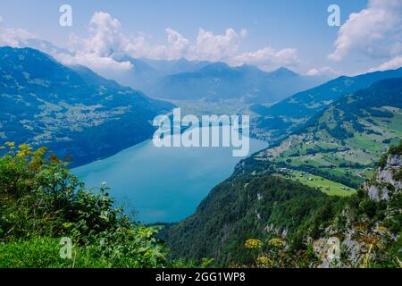 lago Walensee. Svizzera, Europa, punto di vista sul Walensee. Foto di alta qualità Foto Stock