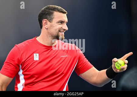 Il tennista belga Joachim Gerard reagisce durante la partita tra l'americano Ratzlaff e il belga Gerard, nel secondo turno degli uomini Foto Stock