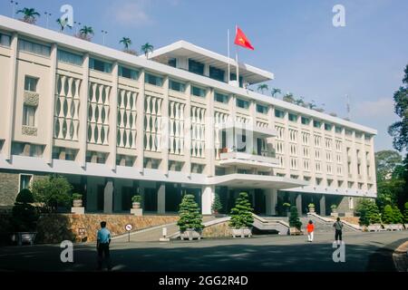 Ho Chi Minh, Vietnam - 9 settembre 2016: Vista generale del Palazzo dell'Indipendenza o del Palazzo della riunificazione. L'Independence Palace è un punto di riferimento di ho Chi Minh Foto Stock